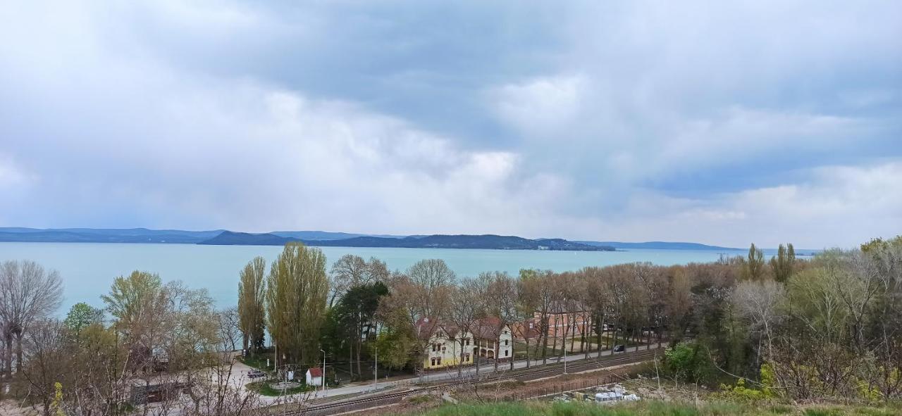 Sunshine 208 Apartman Balatonszarszo Zewnętrze zdjęcie